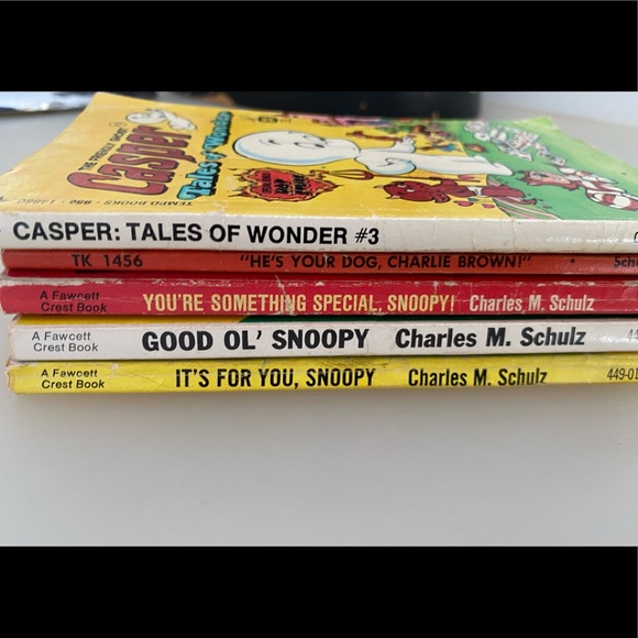 Vintage Snoopy and Casper Paperbacks - Picture 9 of 16
